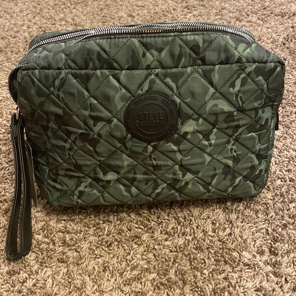 Quilted Double Zipper Cosmetic Bag